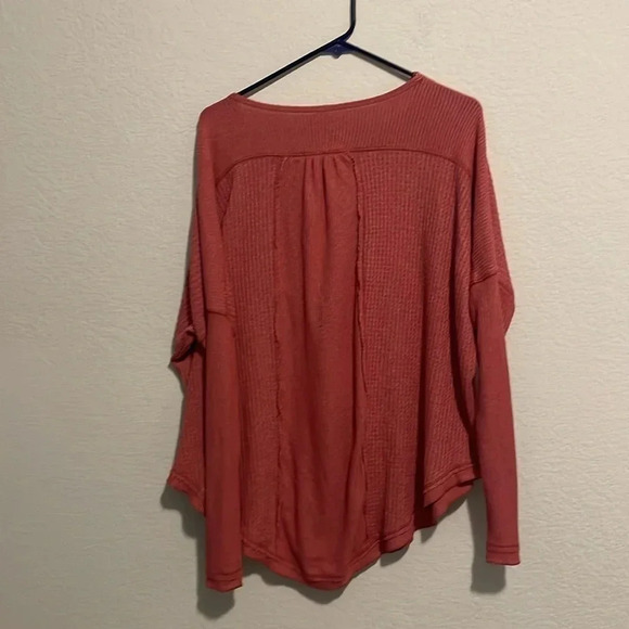 Free People Women's XS Leo Oversized Henley Top Waffle Knit Thermal - Picture 8 of 9